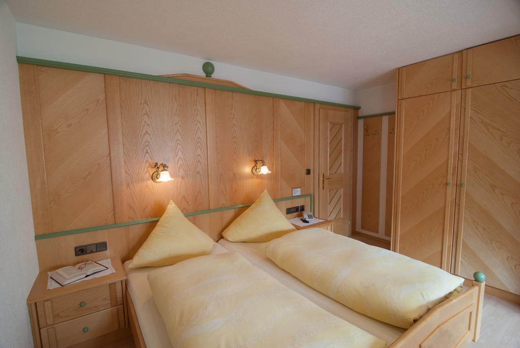 Pension Strolz Bichlbach Chambre photo