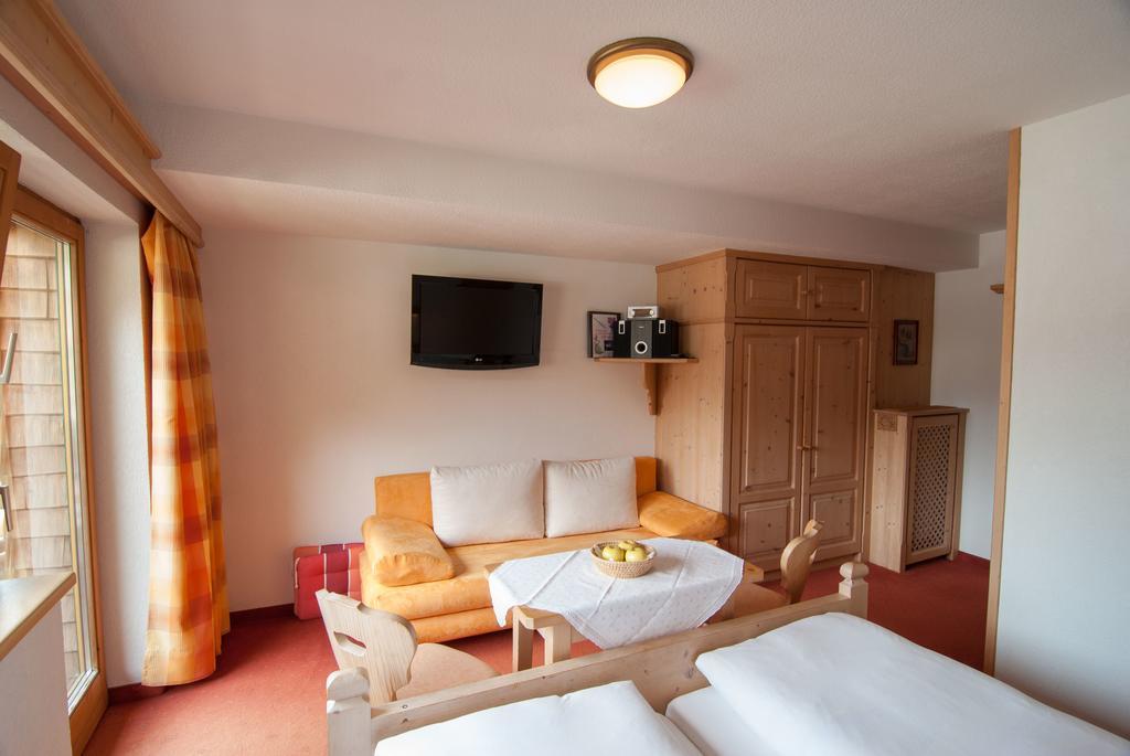Pension Strolz Bichlbach Chambre photo